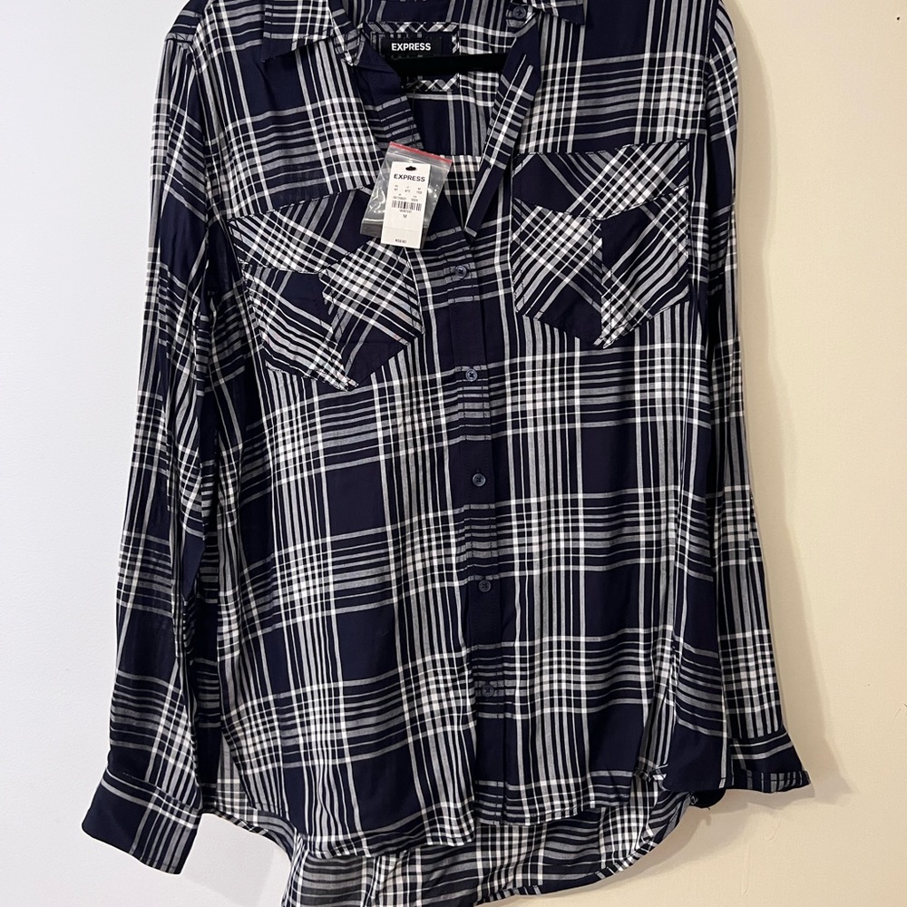 Navy plaid blouse - Express NWT ‘M’